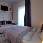 Kro La Boutique House
