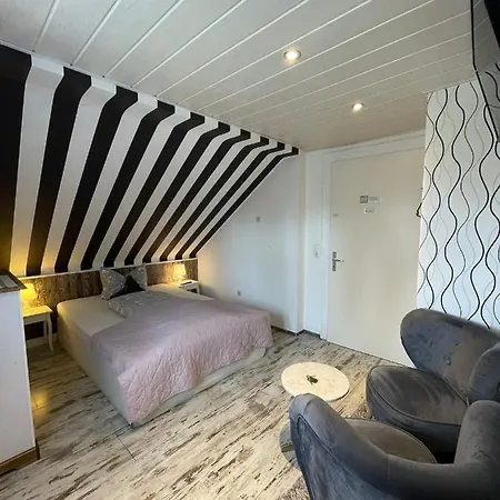 Πανδοχείο La Boutique House 2*