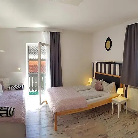 La Boutique House 여관 2*