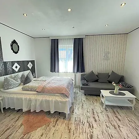 La Boutique House 여관 Füssen