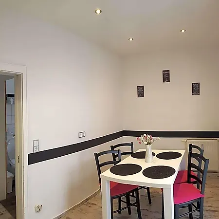 La Boutique House 2*