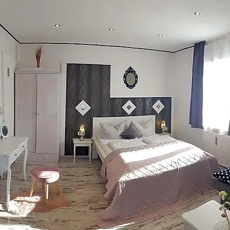 La Boutique House 2*